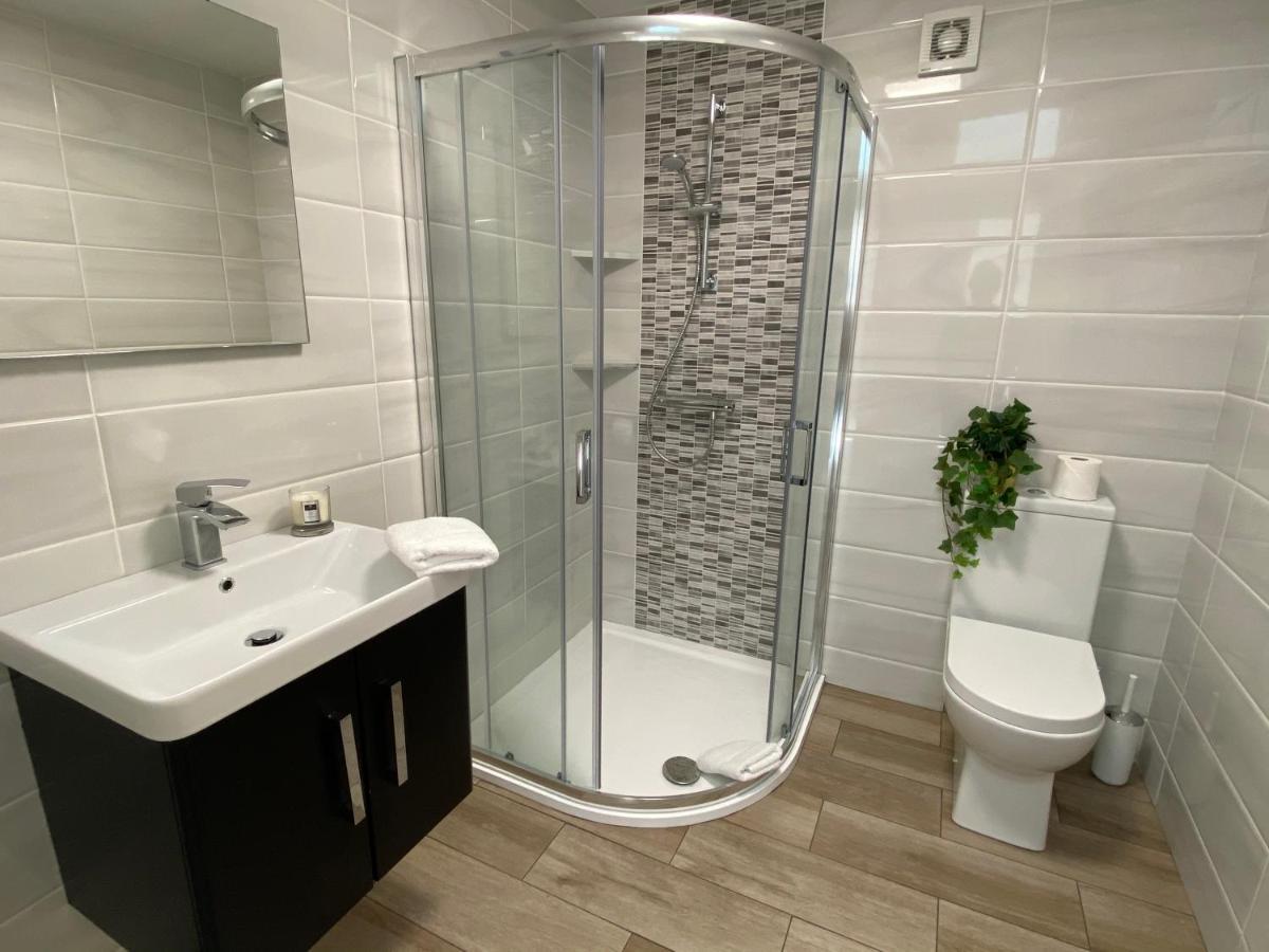 Apt 4 - Silver Spruce Killarney Exterior foto