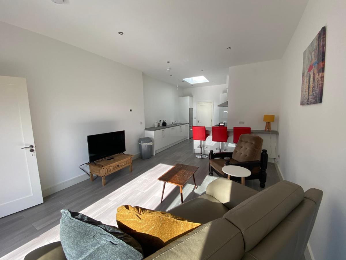 Apt 4 - Silver Spruce Killarney Exterior foto