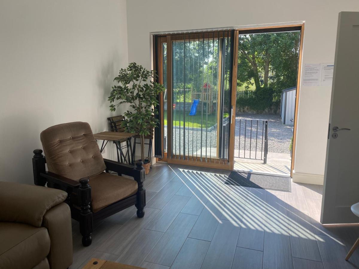 Apt 4 - Silver Spruce Killarney Exterior foto