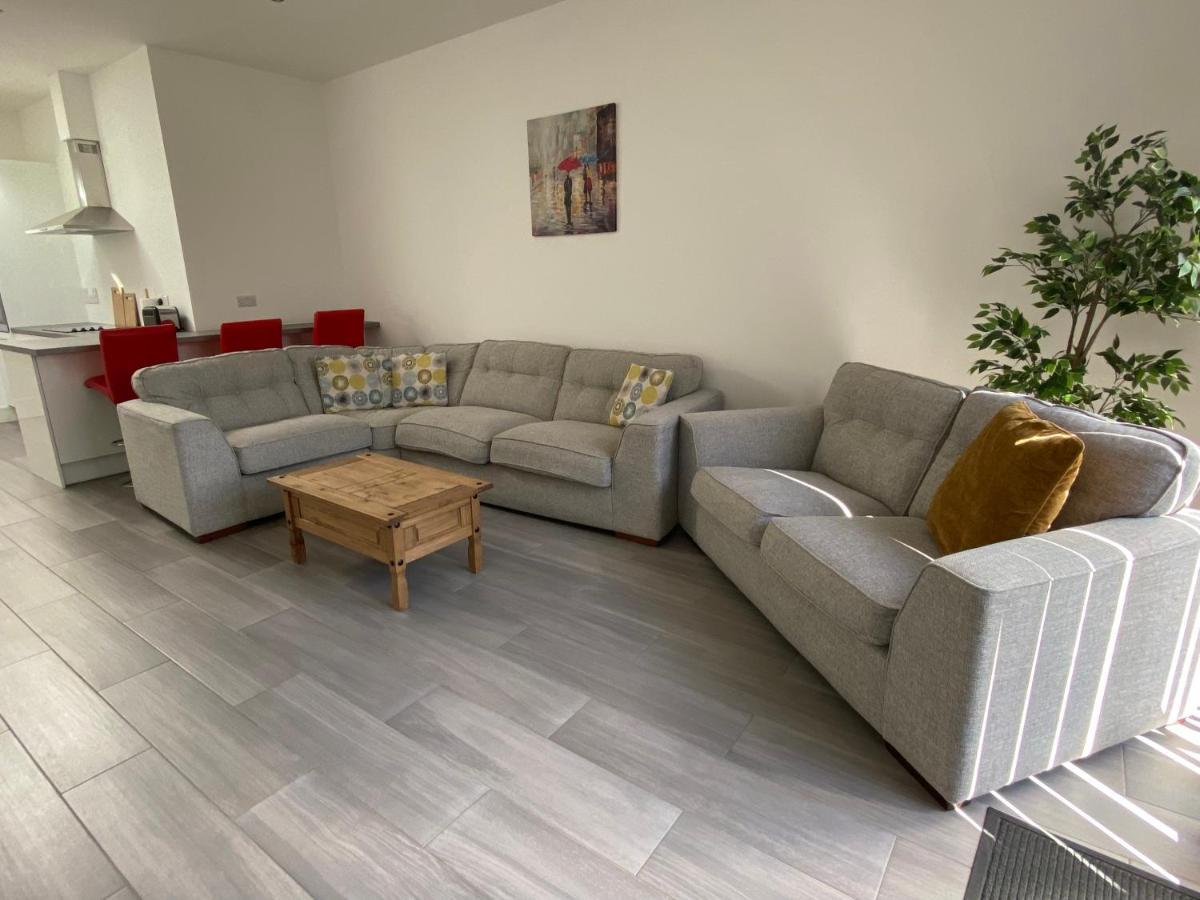 Apt 4 - Silver Spruce Killarney Exterior foto